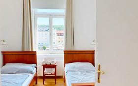Suite Marie Antoinette, Blick auf den Stadtplatz, Traunseeblick - ideal für Paare und Kulturinteressierte